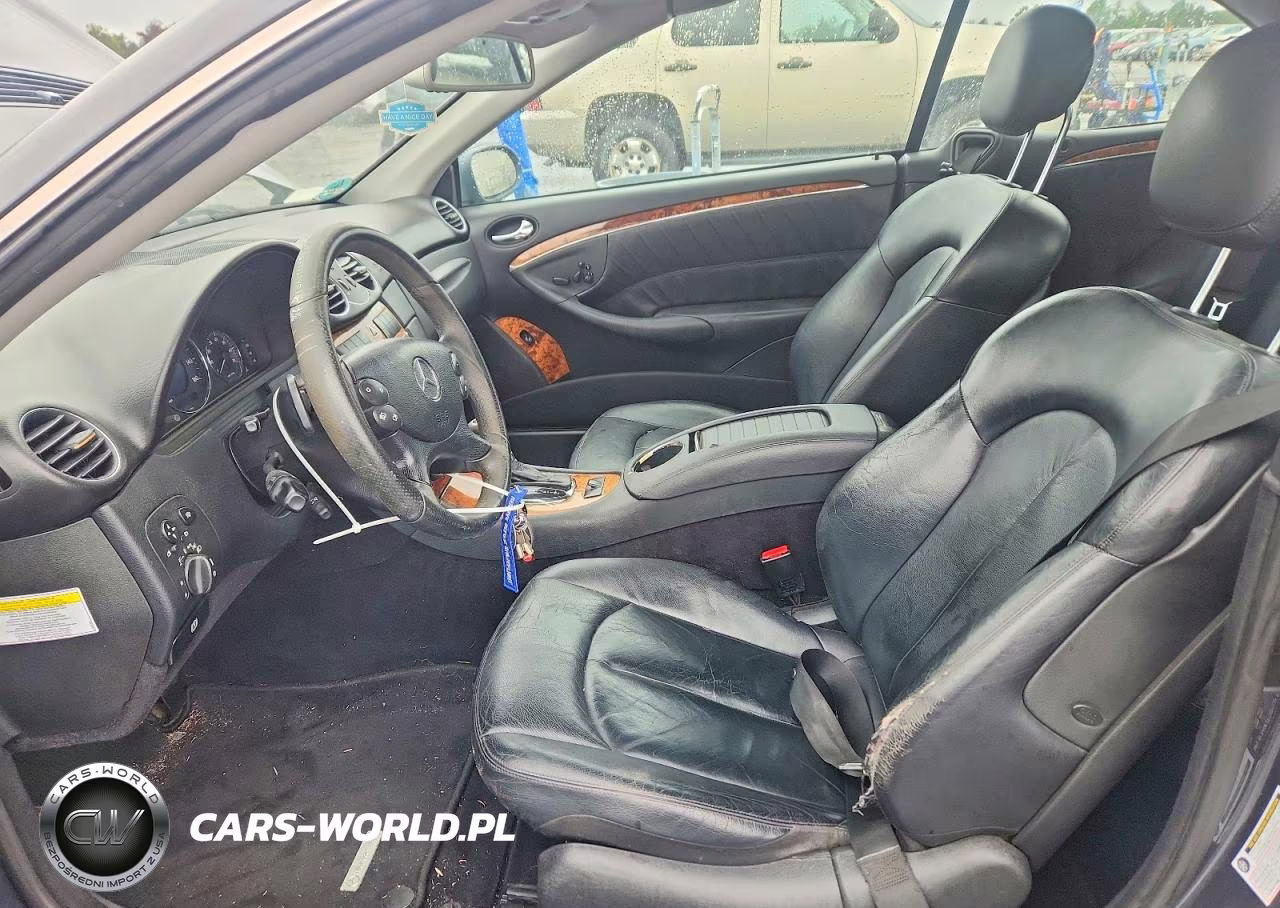 2008 Mercedes-Benz Clk 550 VIN:WDBTK72F48T091560 - 7