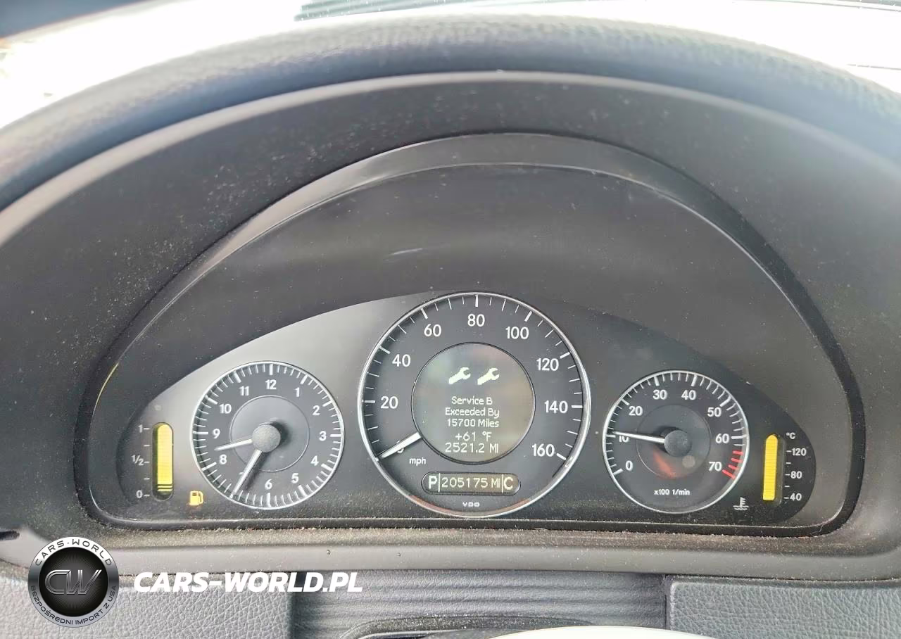 2008 Mercedes-Benz Clk 550 VIN:WDBTK72F48T091560 - 9