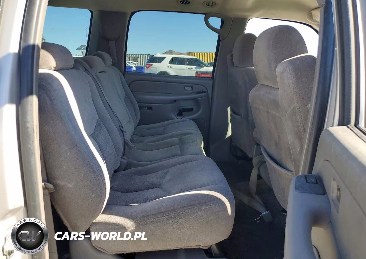 2004 Chevrolet Suburban C1500 VIN:1GNEC16T24J257981 - 11