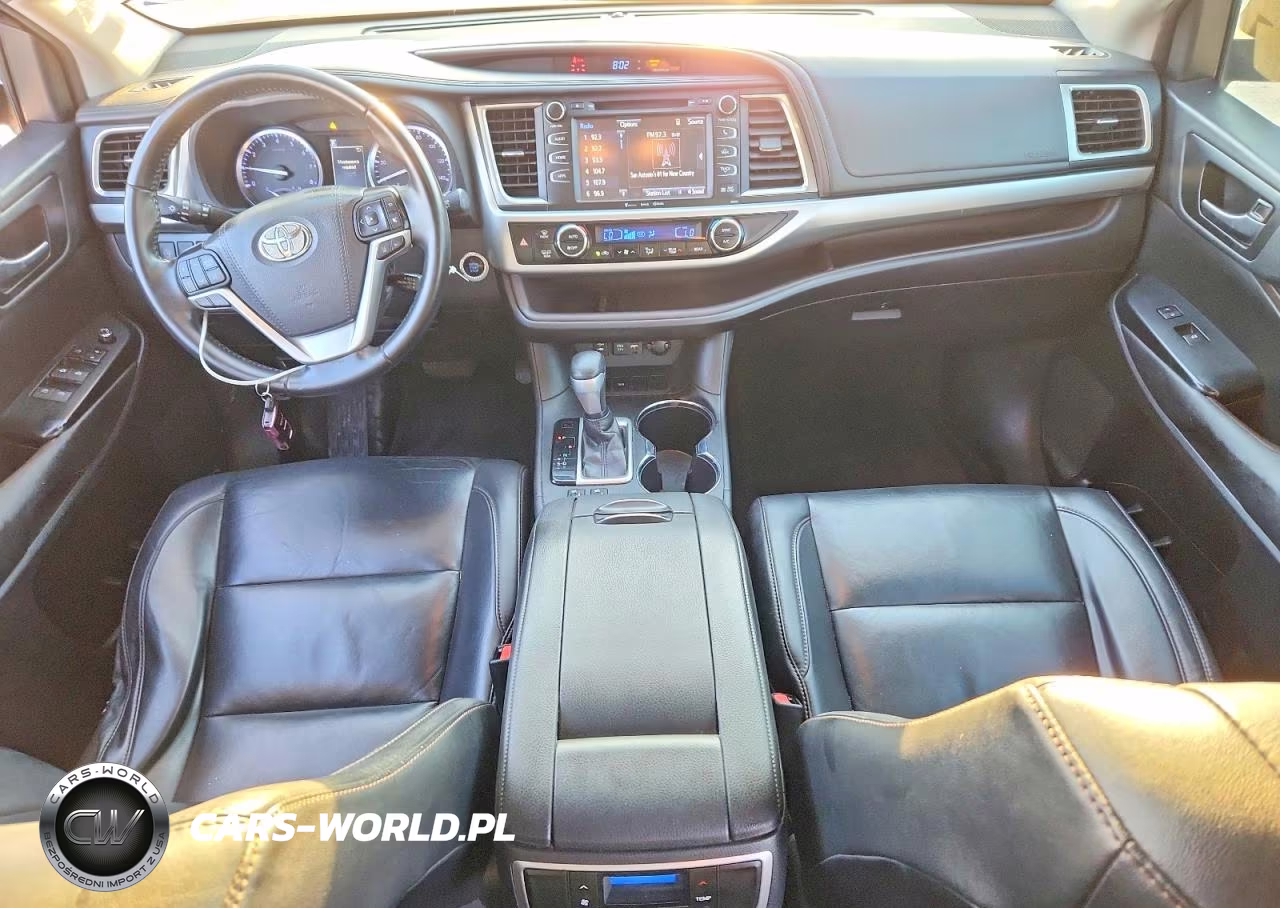 2019 Toyota Highlander Xle VIN:5TDKZRFH6KS298439 - 8