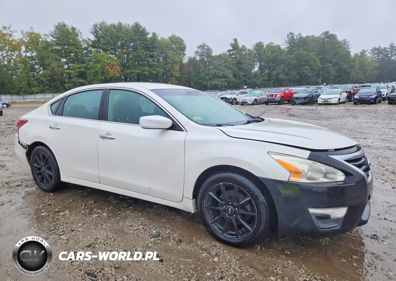 2013 Nissan Altima 2.5 VIN:1N4AL3AP7DC190737 - 4