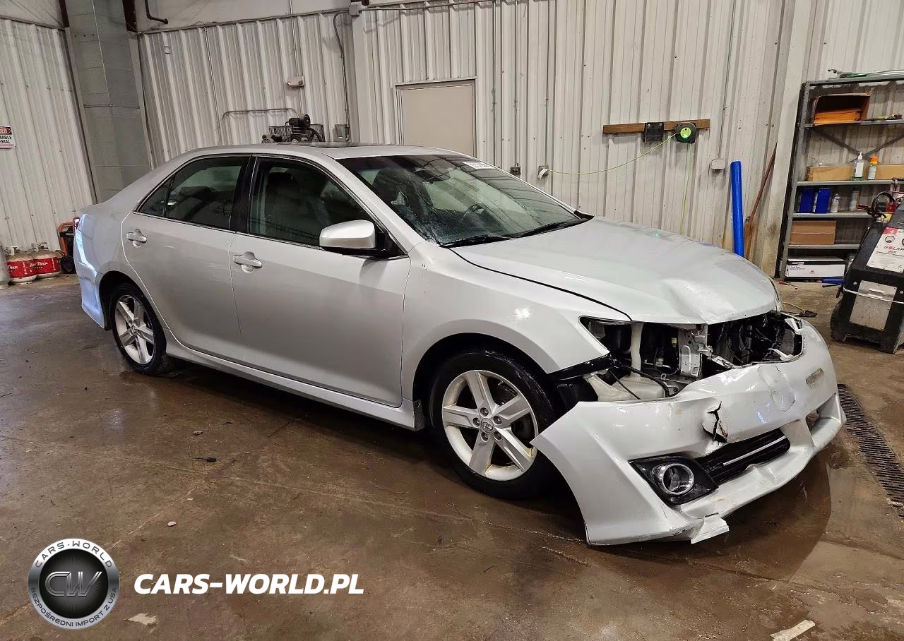 2013 Toyota Camry Se VIN:4T1BF1FK4DU697625 - 4