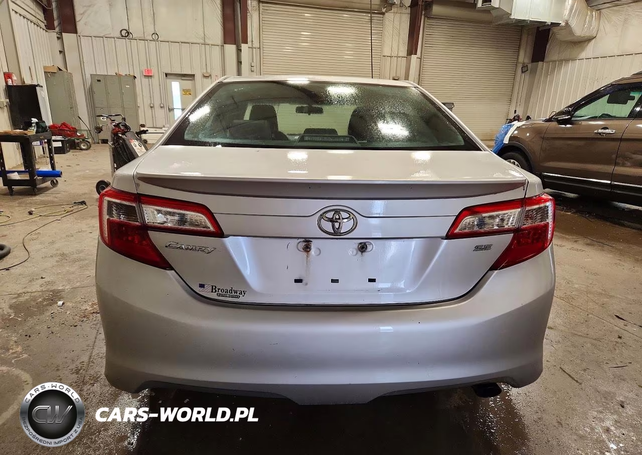 2013 Toyota Camry Se VIN:4T1BF1FK4DU697625 - 6