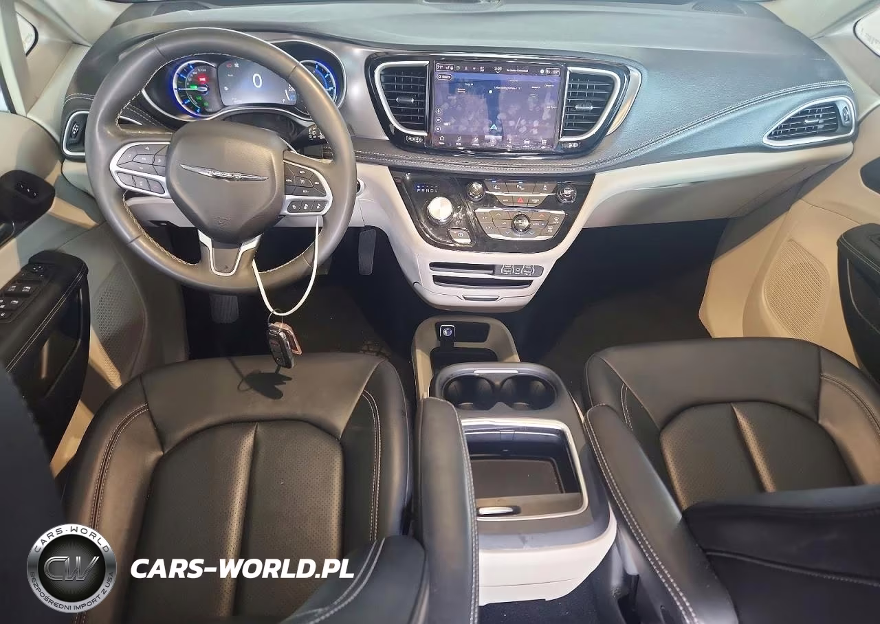 2024 Chrysler Pacifica Hybrid Select VIN:2C4RC1S75RR147139 - 8