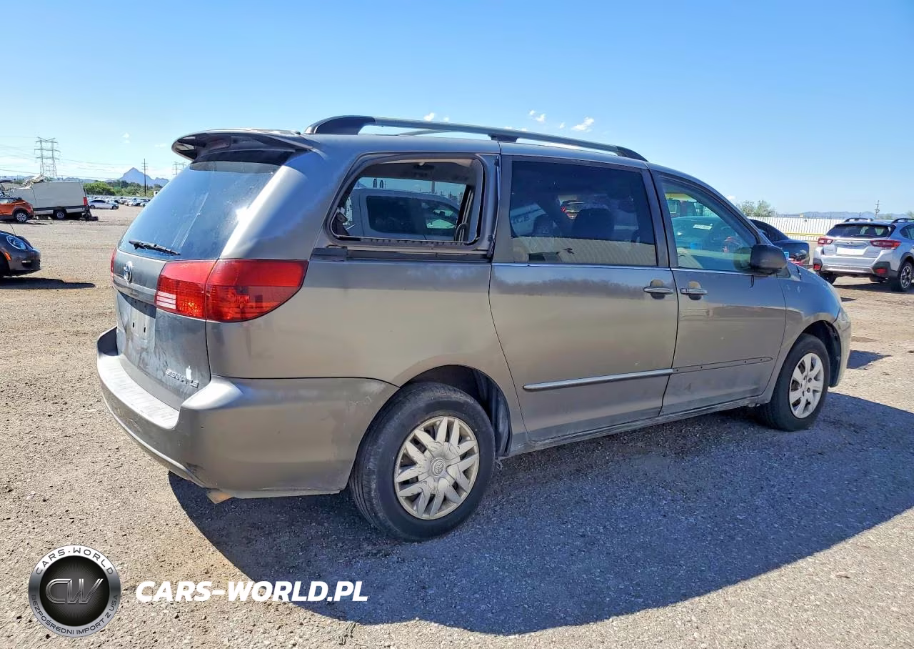 2005 Toyota Sienna Le 7 Passenger VIN:5TDZA23C55S381015 - 3