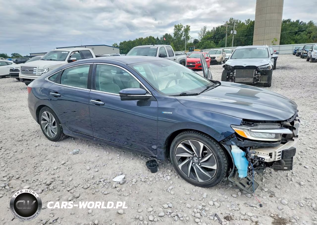 2019 Honda Insight Touring VIN:19XZE4F9XKE020000 - 4