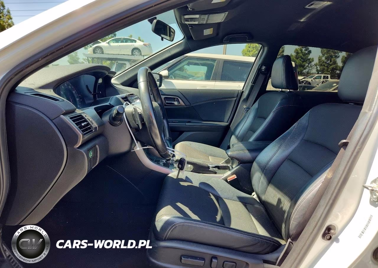 2017 Honda Accord Sport VIN:1HGCR2F52HA269352 - 7