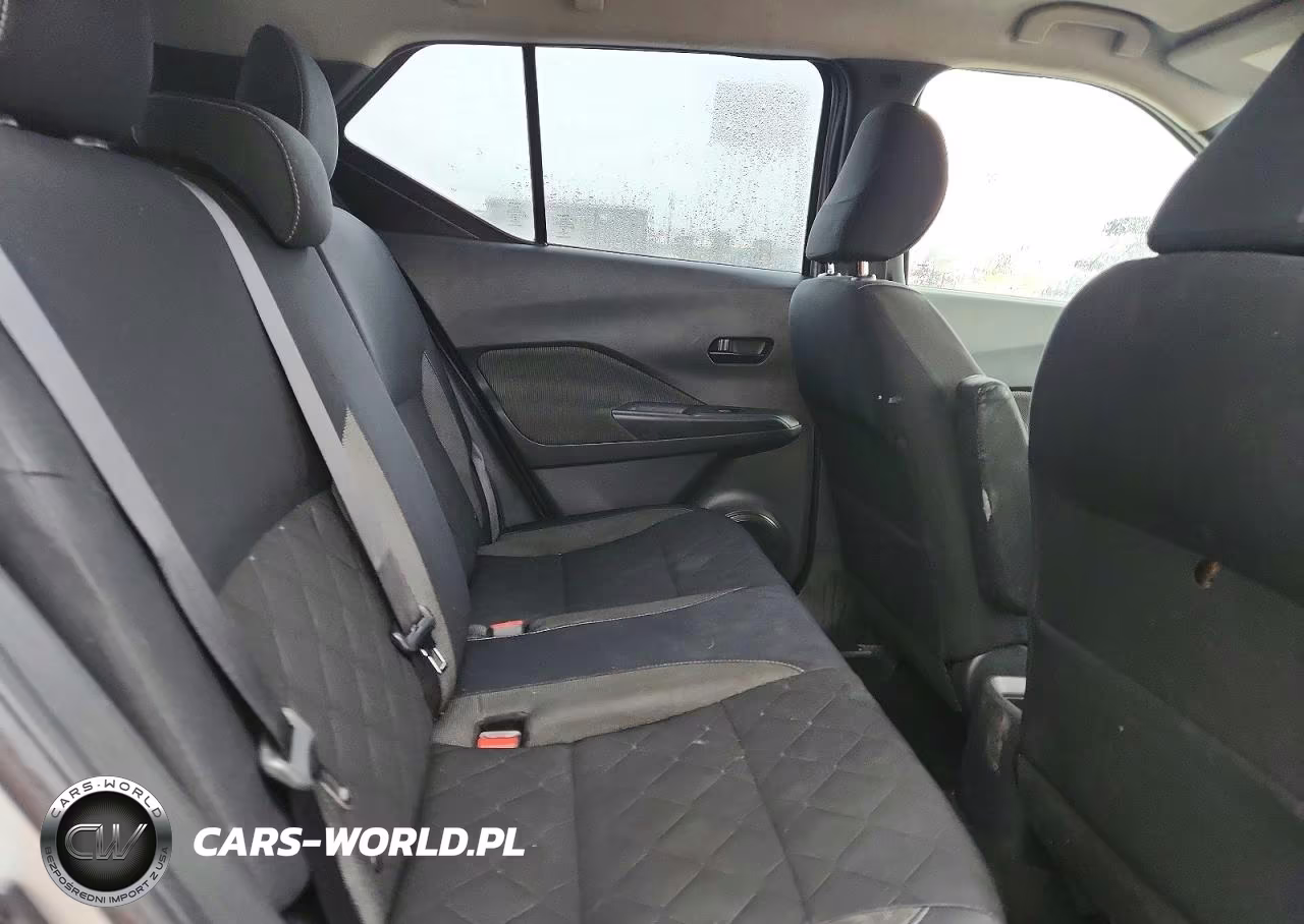 2018 Nissan Kicks S VIN:3N1CP5CU2JL497502 - 10