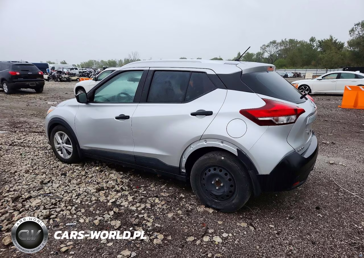 2018 Nissan Kicks S VIN:3N1CP5CU2JL497502 - 2
