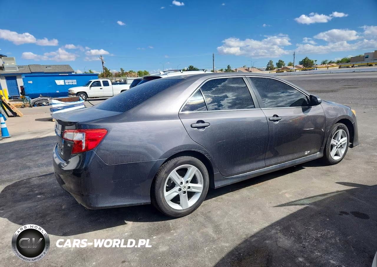 2012 Toyota Camry Se VIN:4T1BF1FK3CU113567 - 3