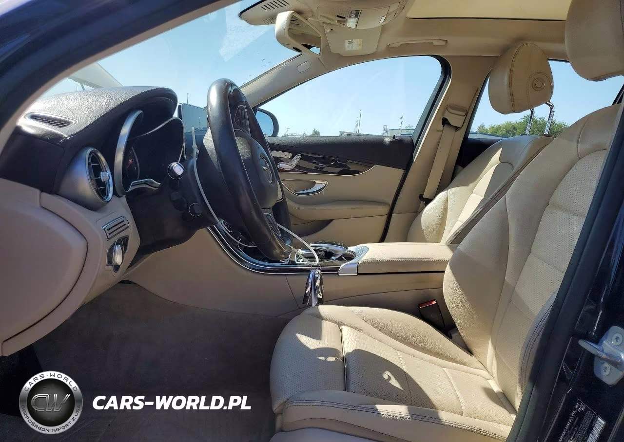 2017 Mercedes-Benz C 300 VIN:55SWF4JB0HU225367 - 7