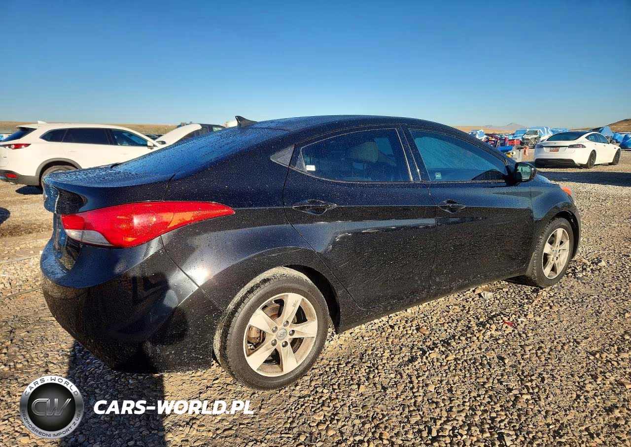 2013 Hyundai Elantra Gls VIN:KMHDH4AE9DU895087 - 3