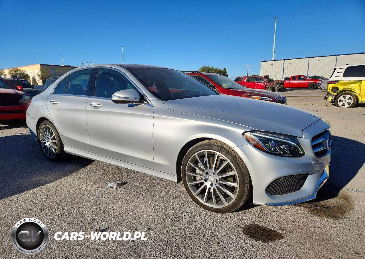 2015 Mercedes-Benz C 400 4Matic VIN:55SWF6GB6FU026842 - 4