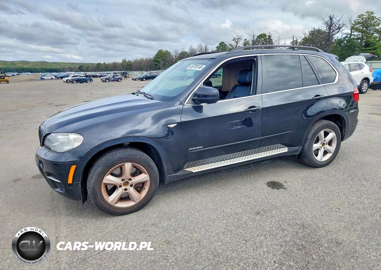 2013 BMW X5 xDrive50I VIN:5UXZV8C51D0C16784 - 1