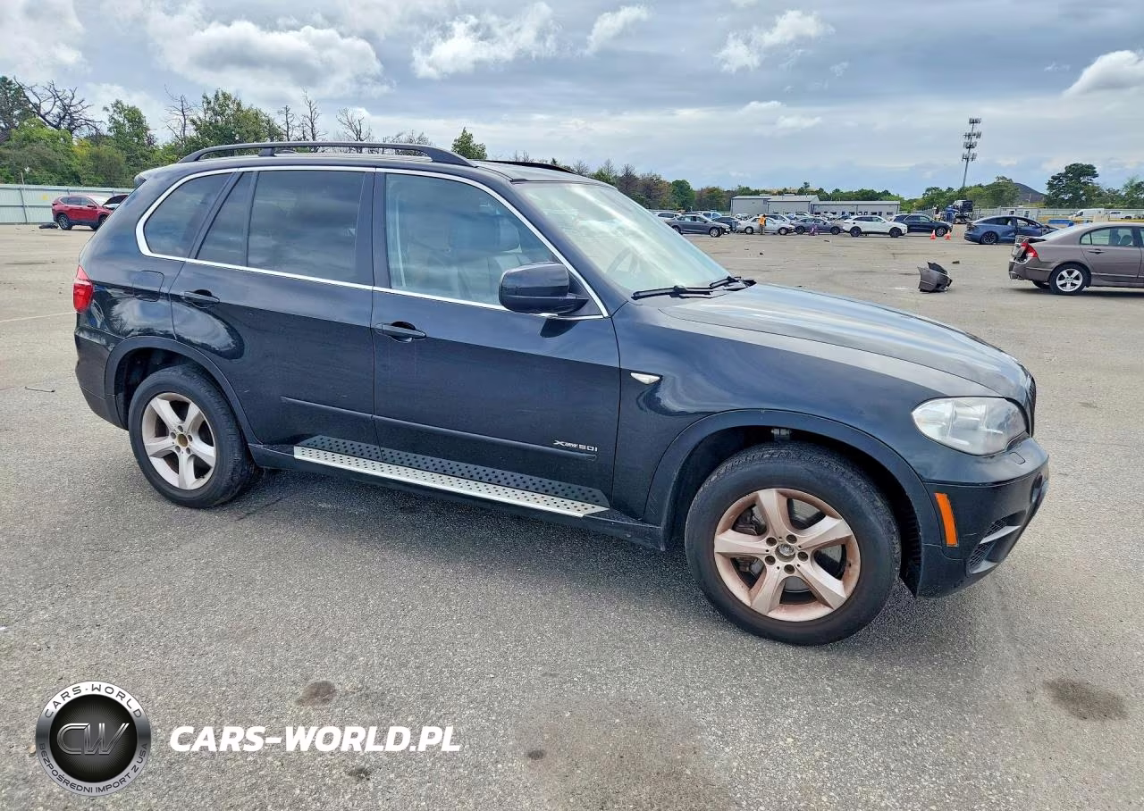 2013 BMW X5 xDrive50I VIN:5UXZV8C51D0C16784 - 4