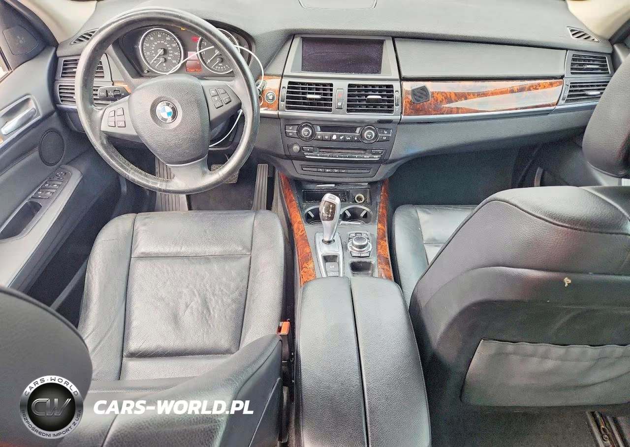 2013 BMW X5 xDrive50I VIN:5UXZV8C51D0C16784 - 8