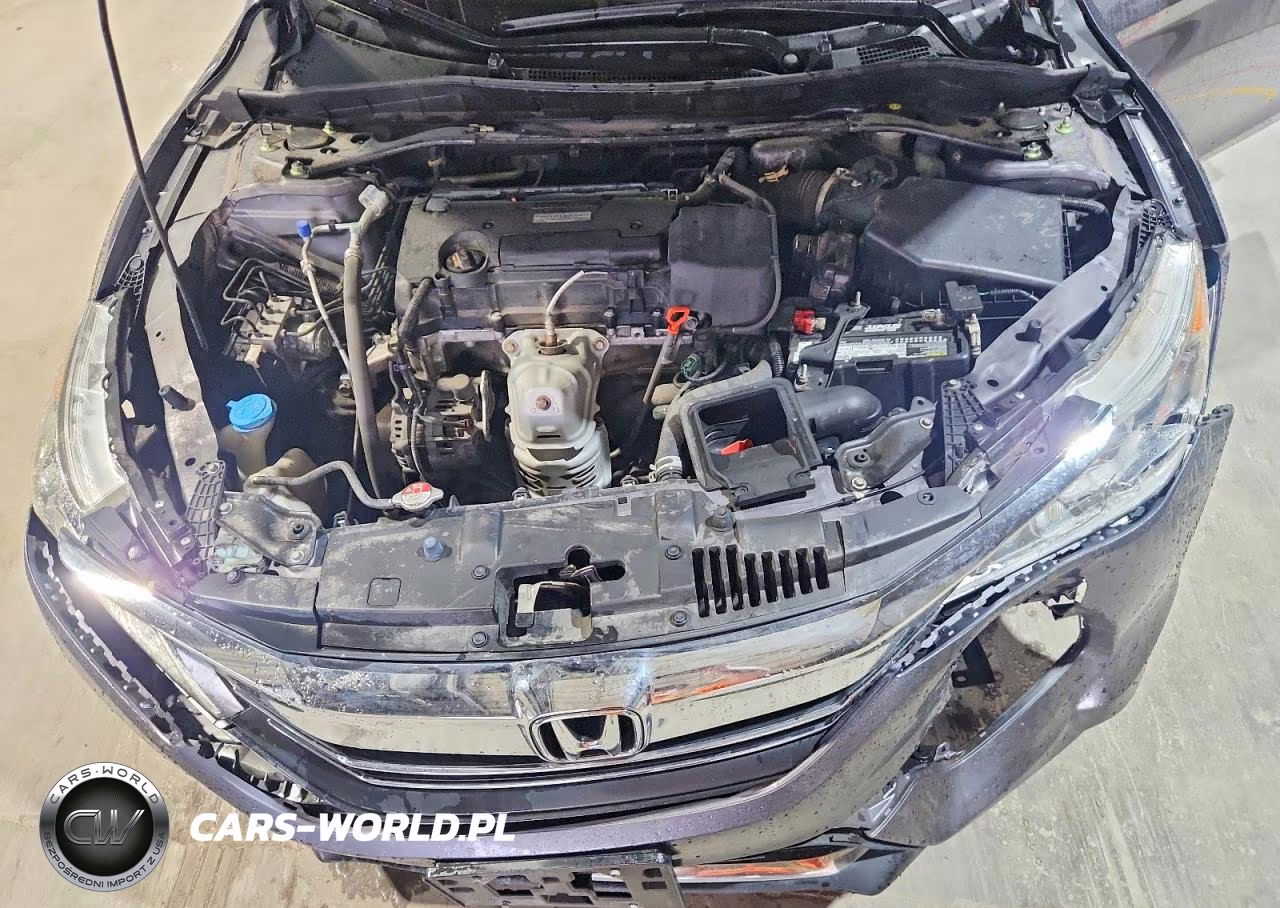 2017 Honda Accord Sport VIN:1HGCR2E51HA056670 - 11
