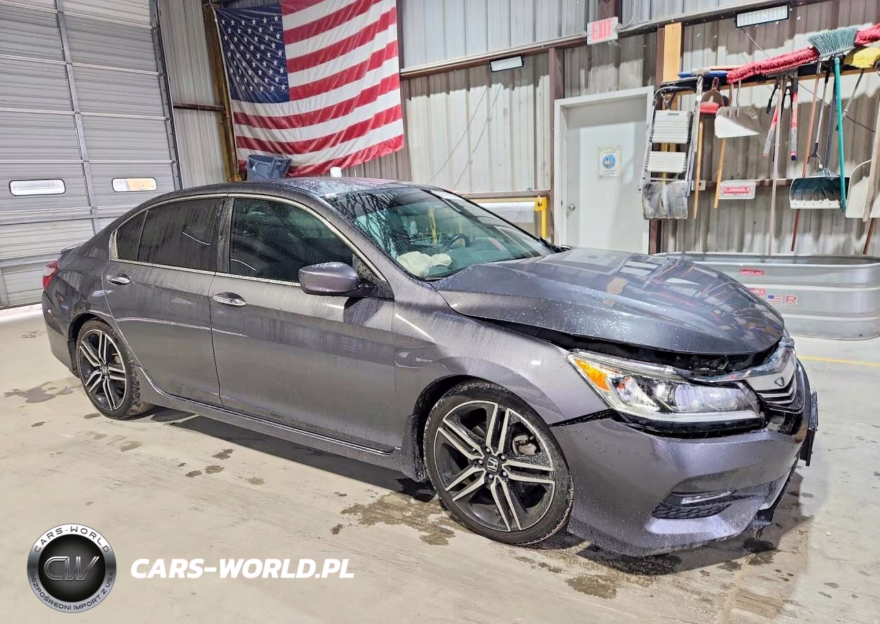 2017 Honda Accord Sport VIN:1HGCR2E51HA056670 - 4