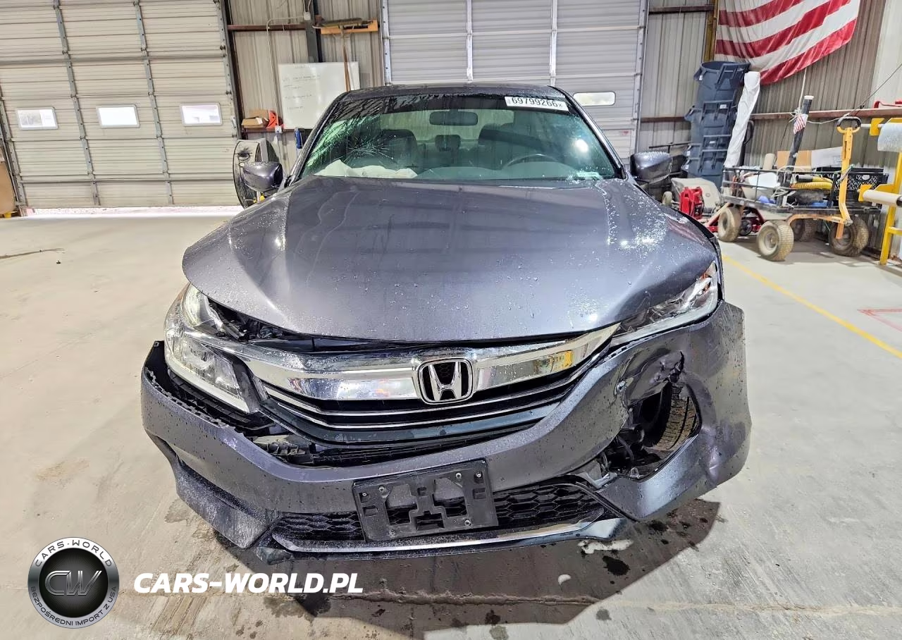 2017 Honda Accord Sport VIN:1HGCR2E51HA056670 - 5
