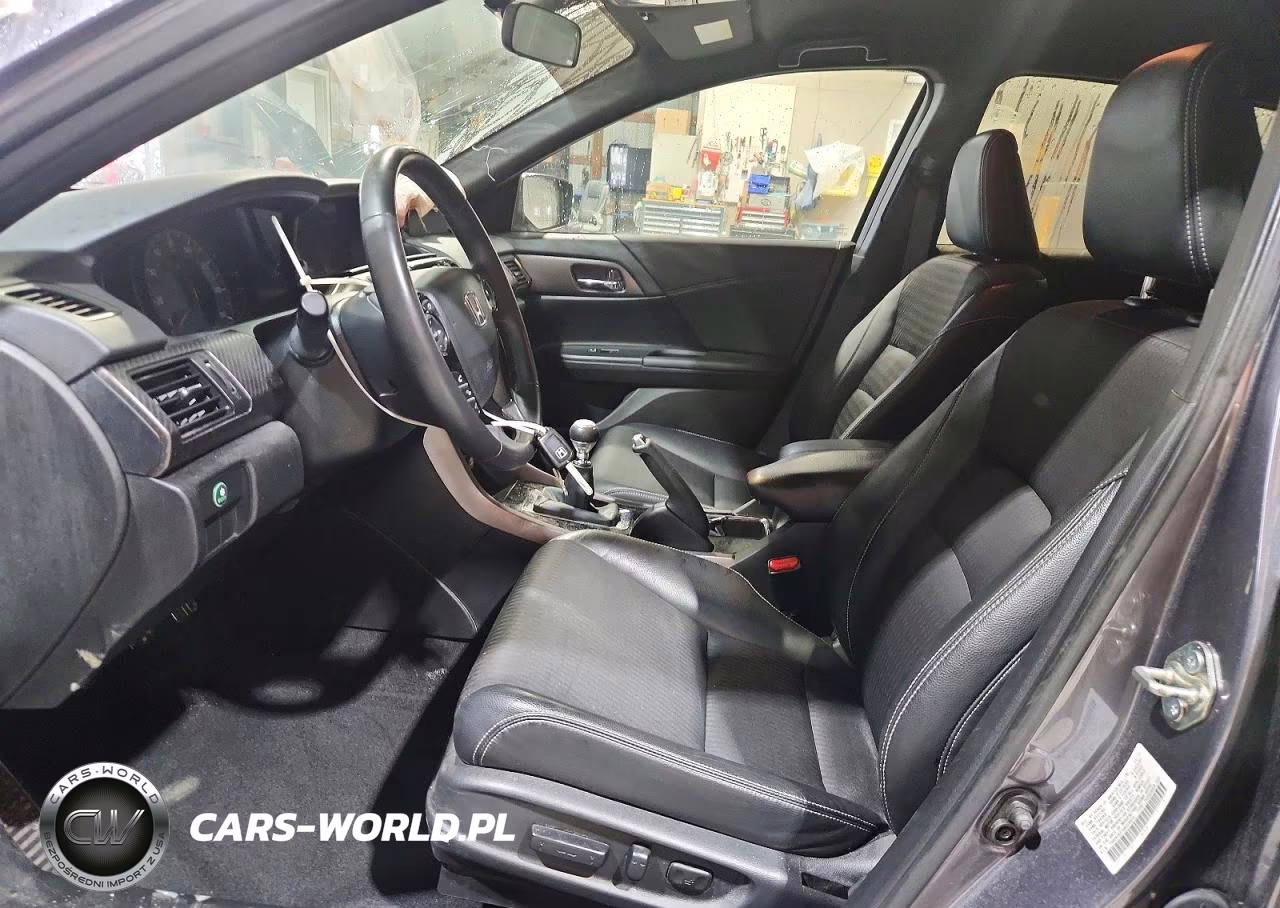 2017 Honda Accord Sport VIN:1HGCR2E51HA056670 - 7