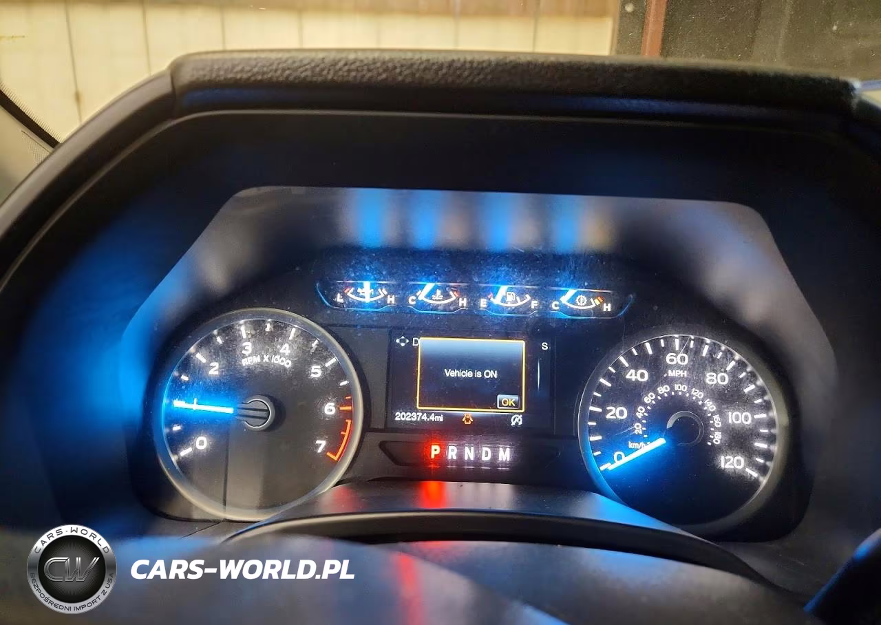 2018 Ford F150 Super Cab VIN:1FTFX1E51JKE38628 - 9