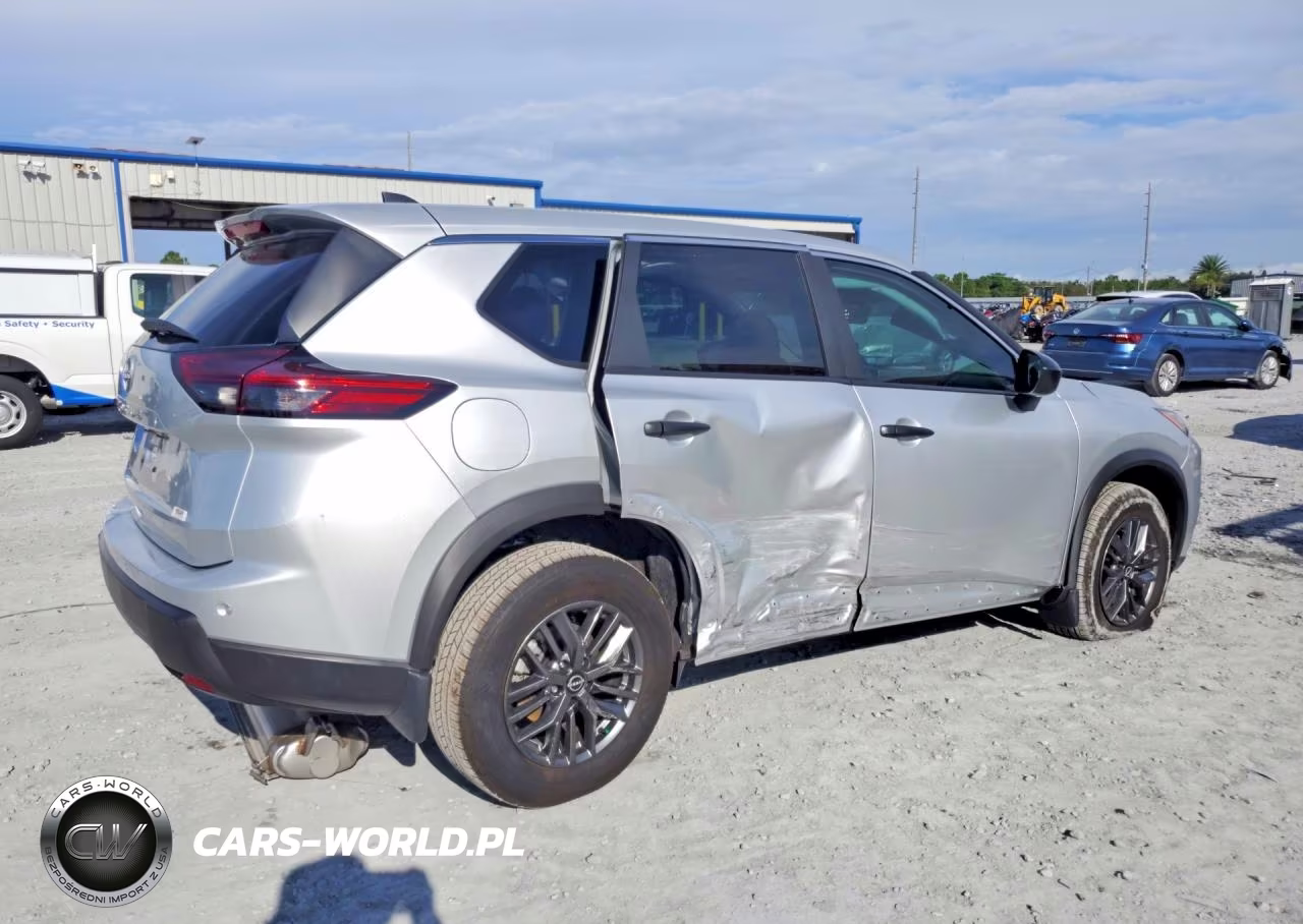 2025 Nissan Rogue S VIN:5N1BT3AA4SC805683 - 3