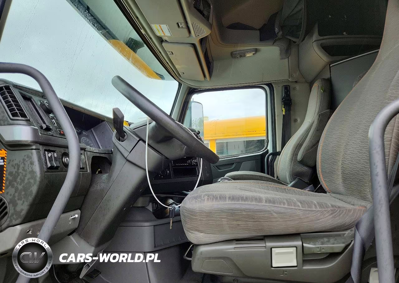 2020 Volvo Vn Vnl - Semi Truck VIN:4V4NC9EHXLN230852 - 7