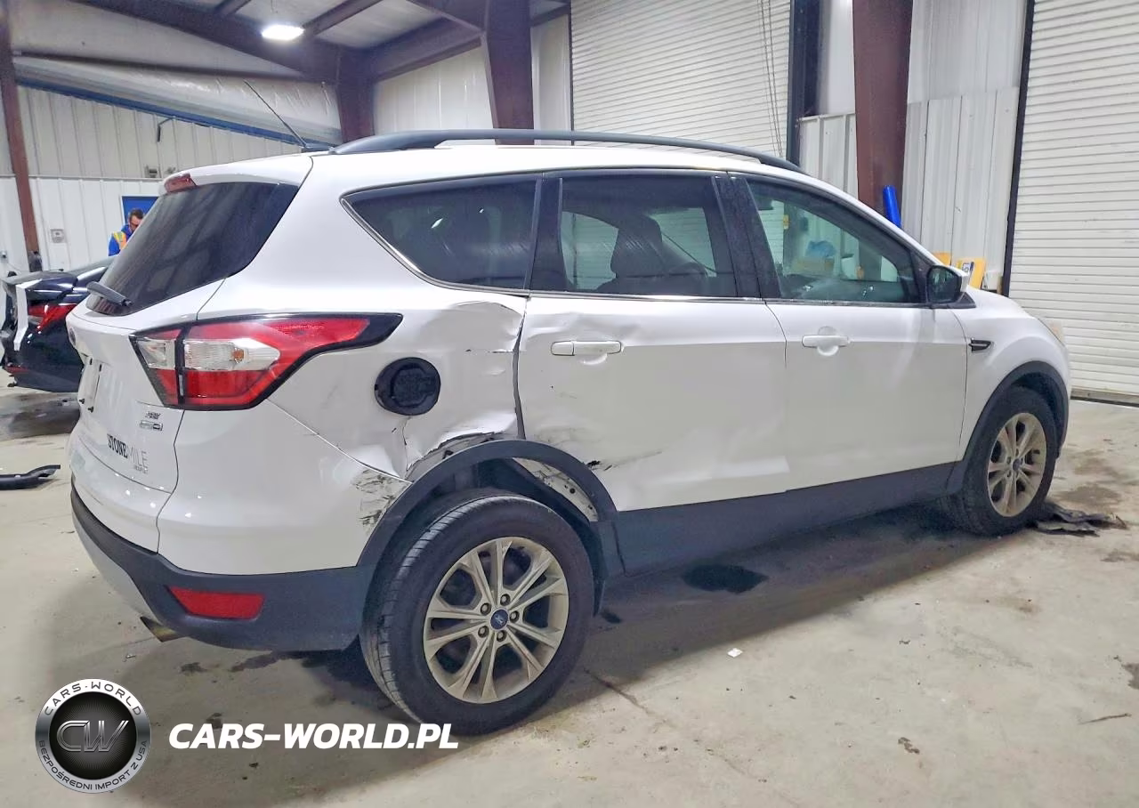 2018 Ford Escape Se VIN:1FMCU9GD7JUB07745 - 3