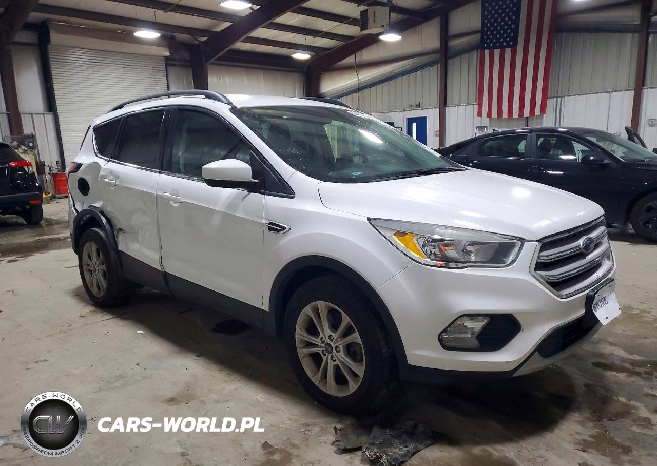 2018 Ford Escape Se VIN:1FMCU9GD7JUB07745 - 4