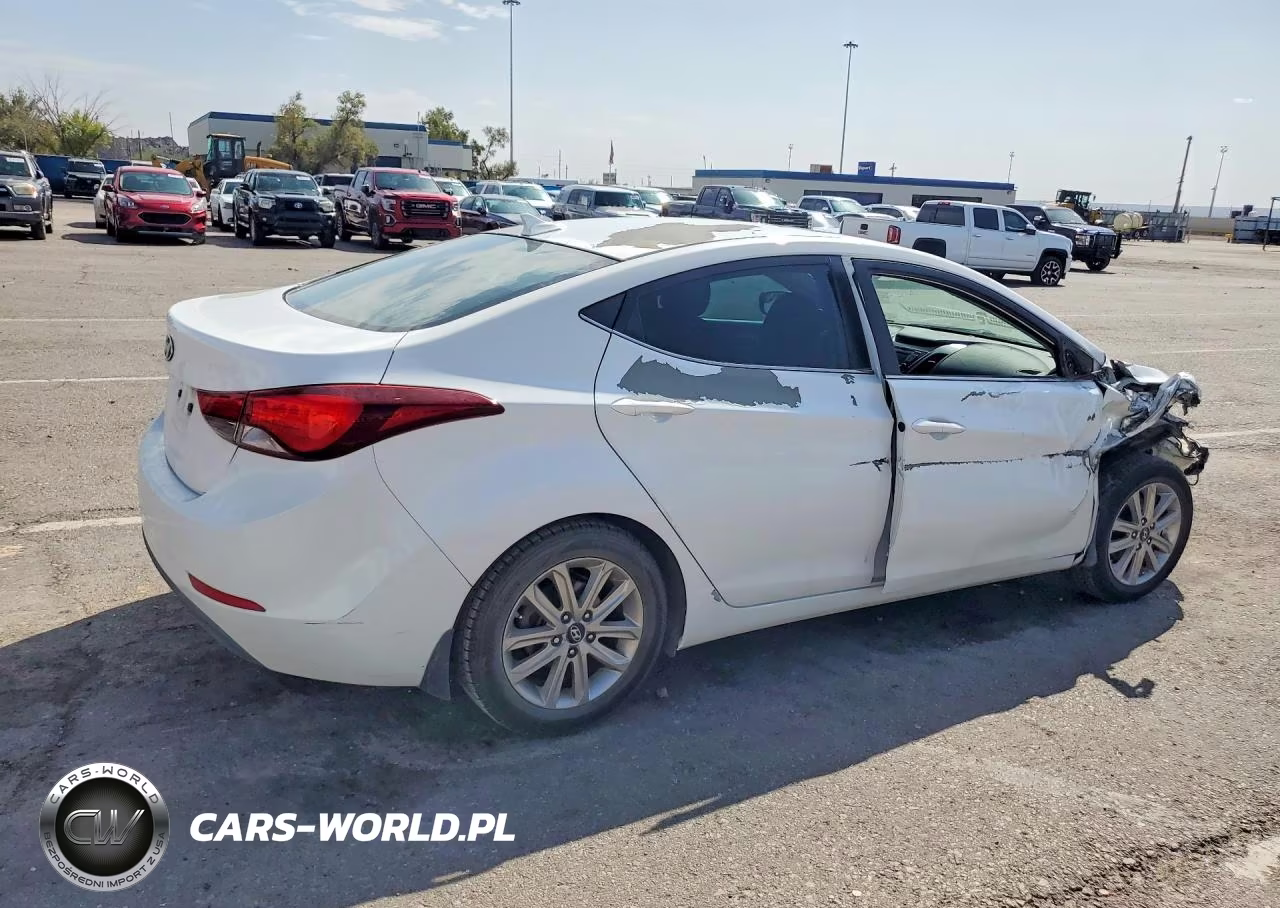 2015 Hyundai Elantra Se VIN:5NPDH4AE9FH577813 - 3