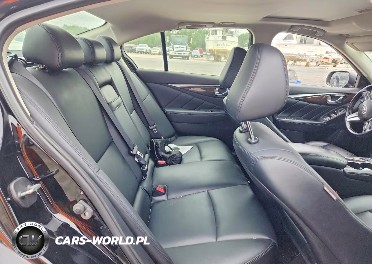 2018 Infiniti Q50 3.0T Luxe VIN:JN1EV7ARXJM441239 - 10