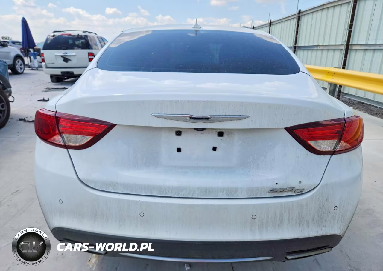 2015 Chrysler 200 C VIN:1C3CCCCGXFN509530 - 6