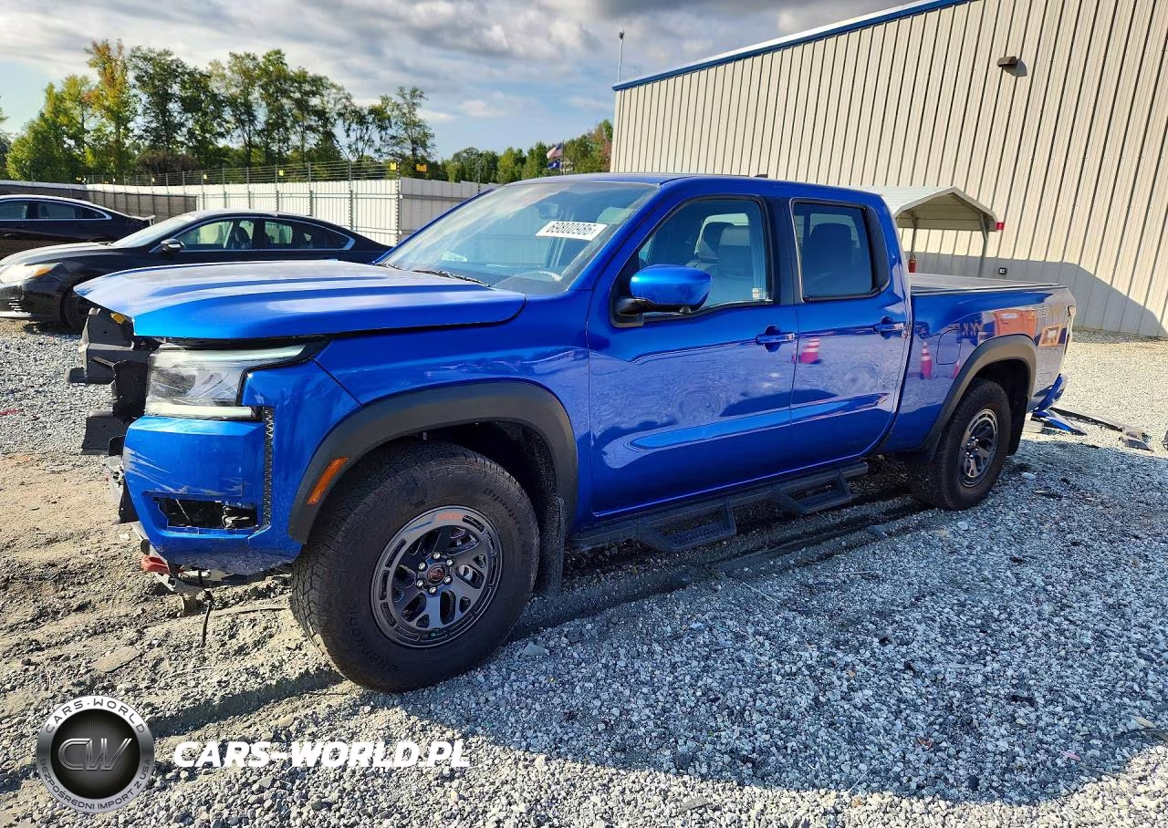 2026 Nissan Frontier Long Bed Pro-4X 4X4 – zdjęcie 1 z 13