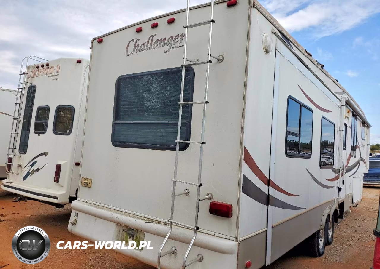 2010 Keystone Challenger Camper VIN:4YDF34S26AE750057 - 4