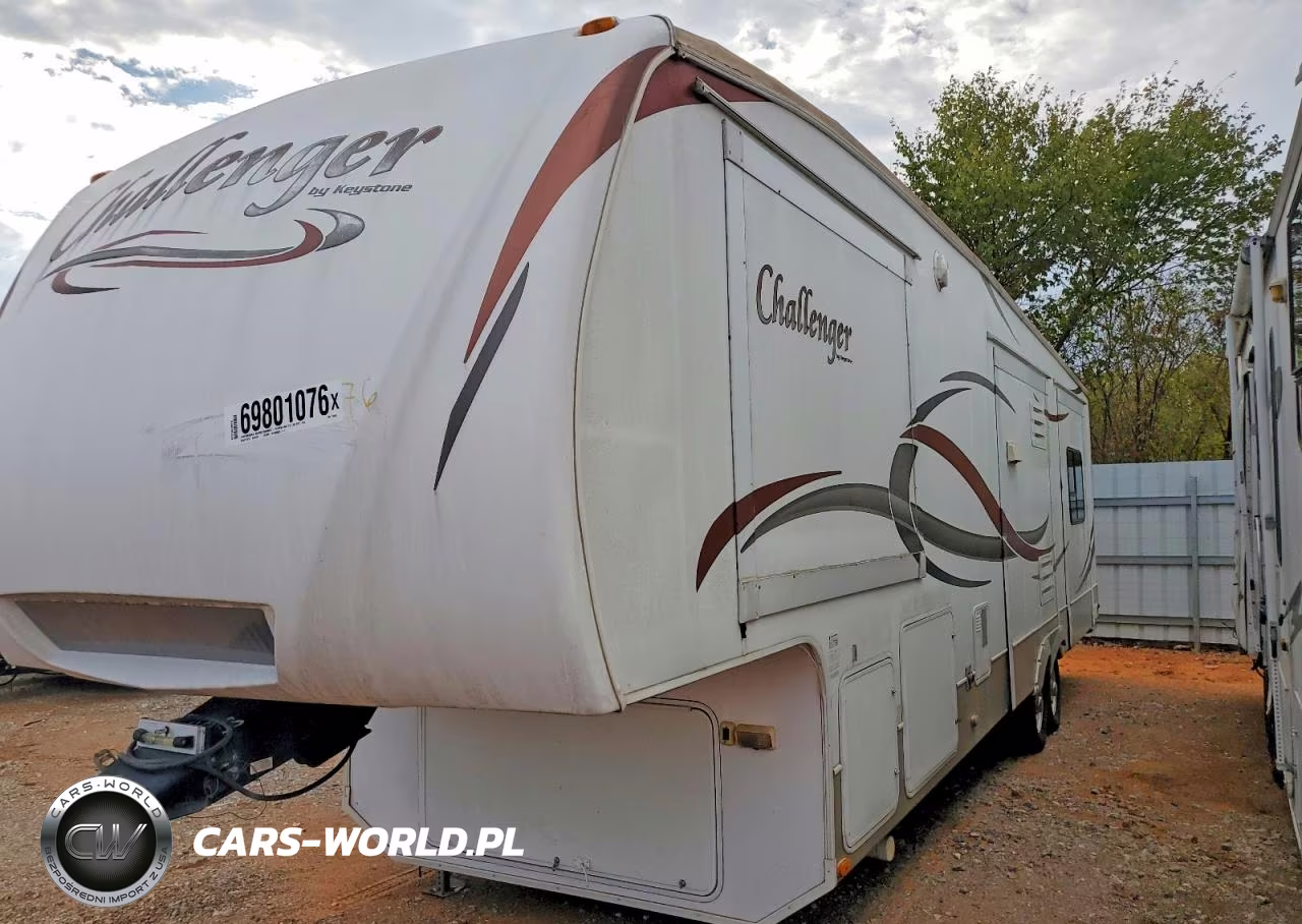 2010 Keystone Challenger Camper VIN:4YDF34S26AE750057 - 9