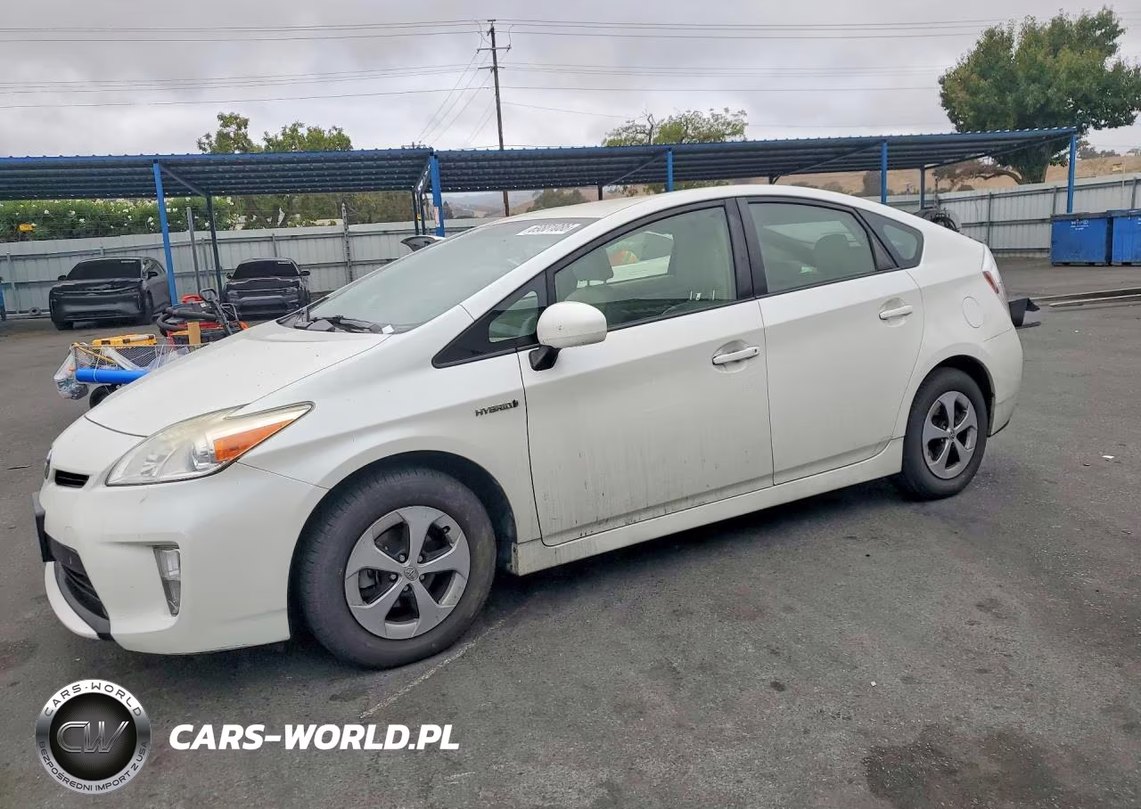 2013 Toyota Prius Two