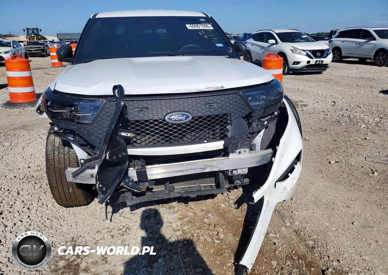 2023 Ford Explorer Police Interceptor VIN:1FM5K8AB2PGB55662 - 5