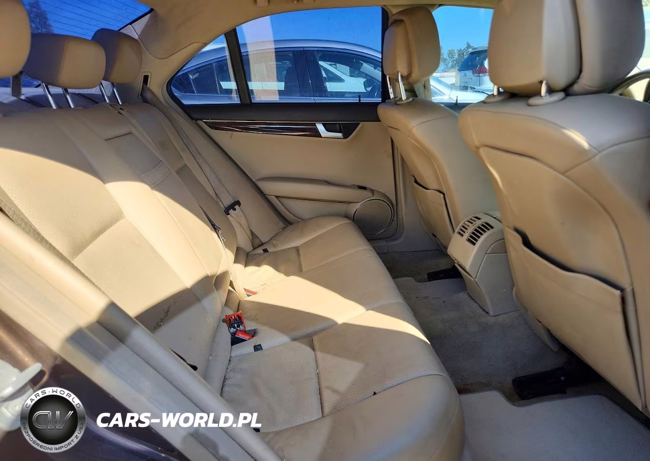 2013 Mercedes-Benz C 250 VIN:WDDGF4HB5DA789732 - 10