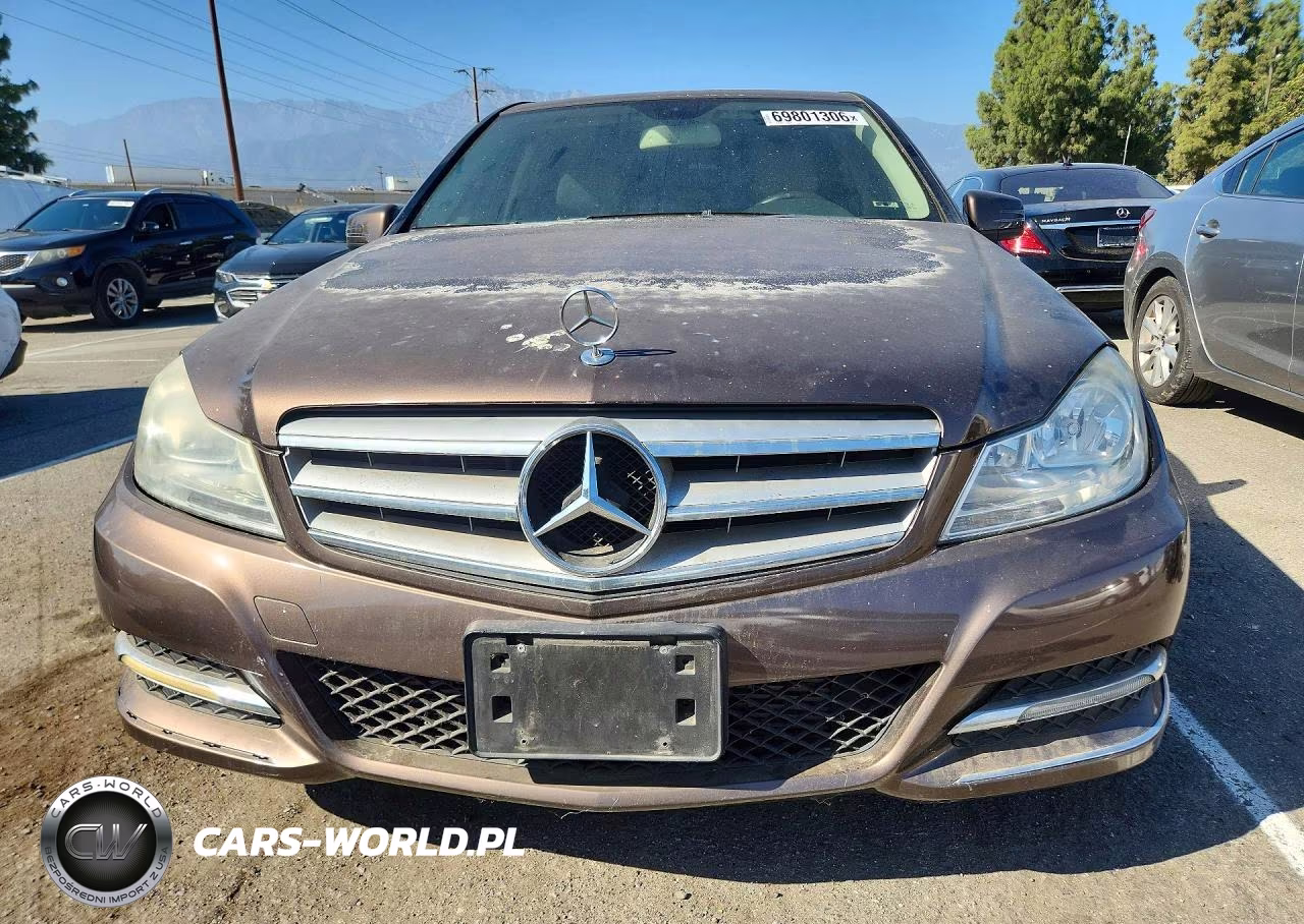2013 Mercedes-Benz C 250 VIN:WDDGF4HB5DA789732 - 5