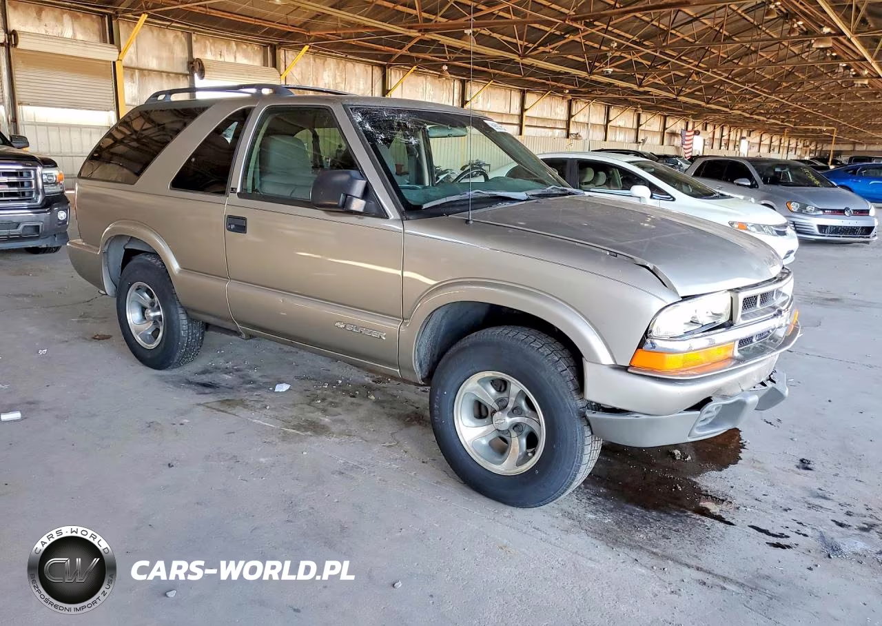2003 Chevrolet Blazer VIN:1GNCS18X03K174648 - 4