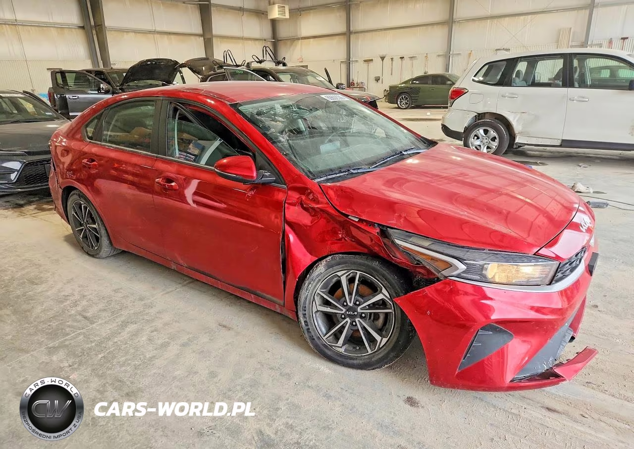 2023 Kia Forte Lxs VIN:3KPF24AD0PE525350 - 4