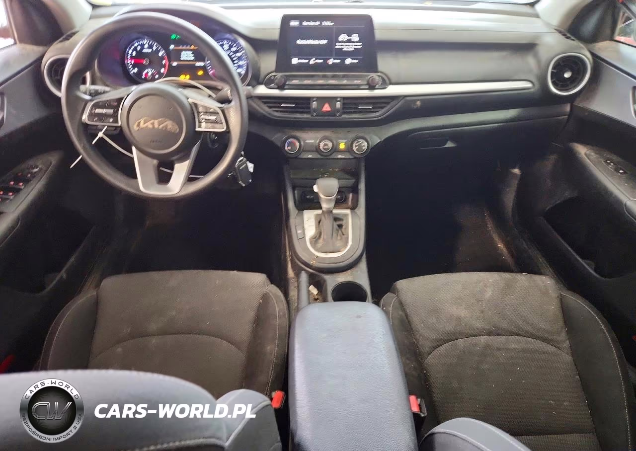 2023 Kia Forte Lxs VIN:3KPF24AD0PE525350 - 8
