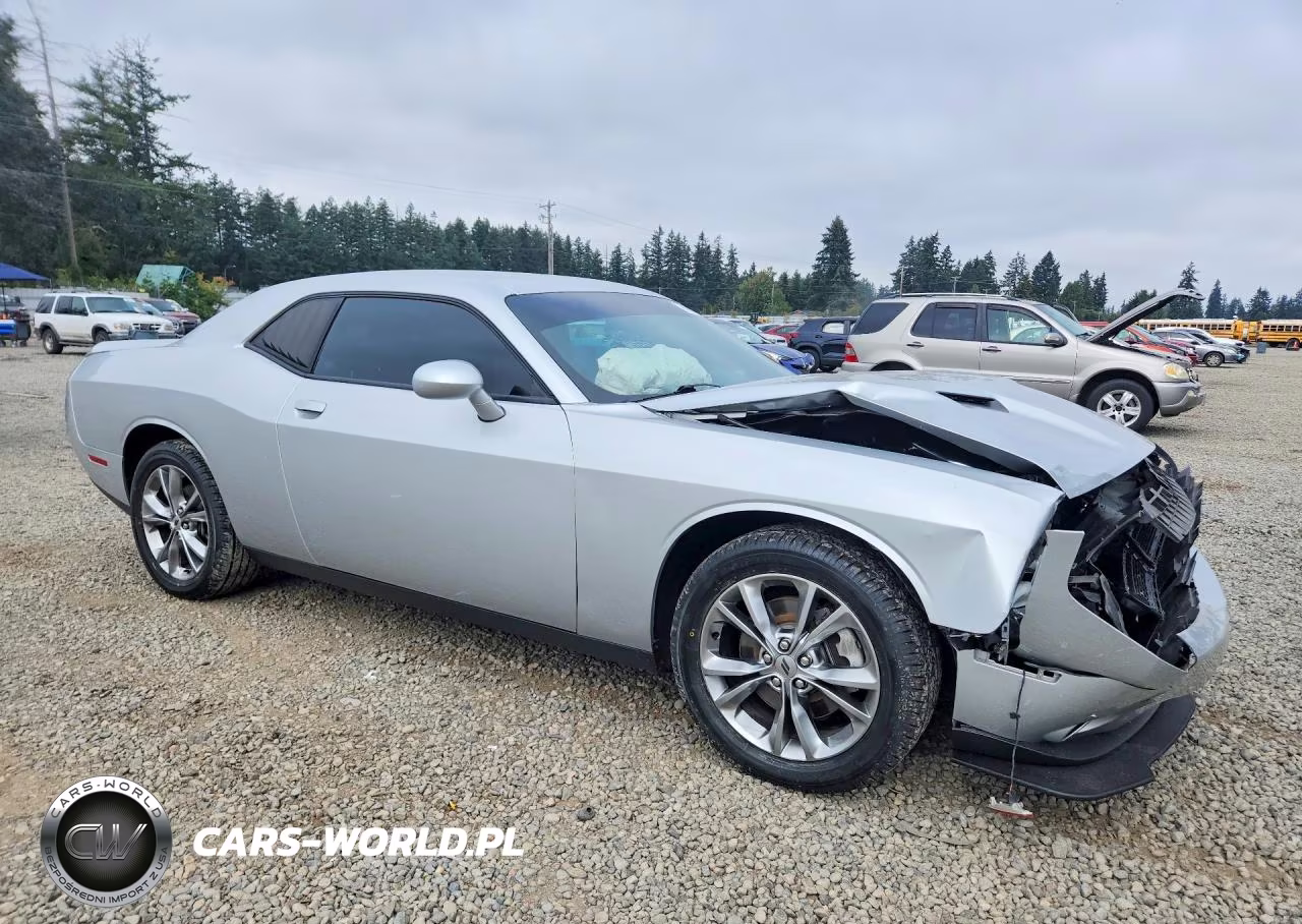 2021 Dodge Challenger Sxt VIN:2C3CDZGG0MH552760 - 4