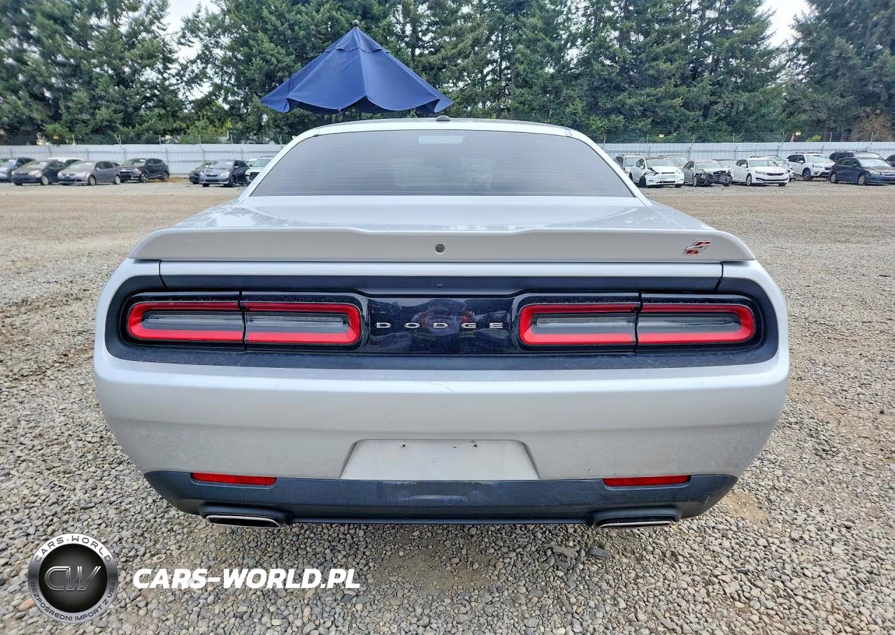 2021 Dodge Challenger Sxt VIN:2C3CDZGG0MH552760 - 6