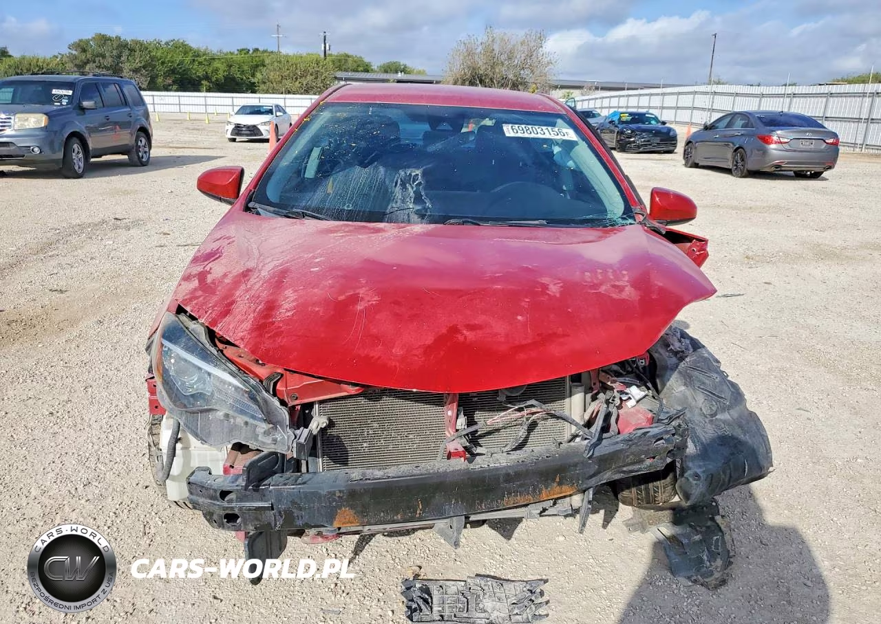 2019 Toyota Corolla Le VIN:2T1BURHE3KC226141 - 5