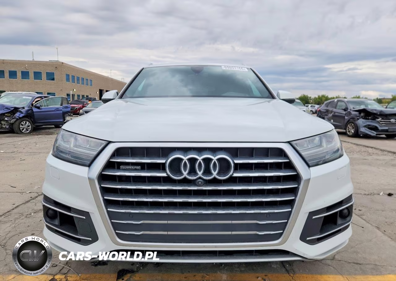2017 Audi Q7 Prestige VIN:WA1VAAF79HD026530 - 5