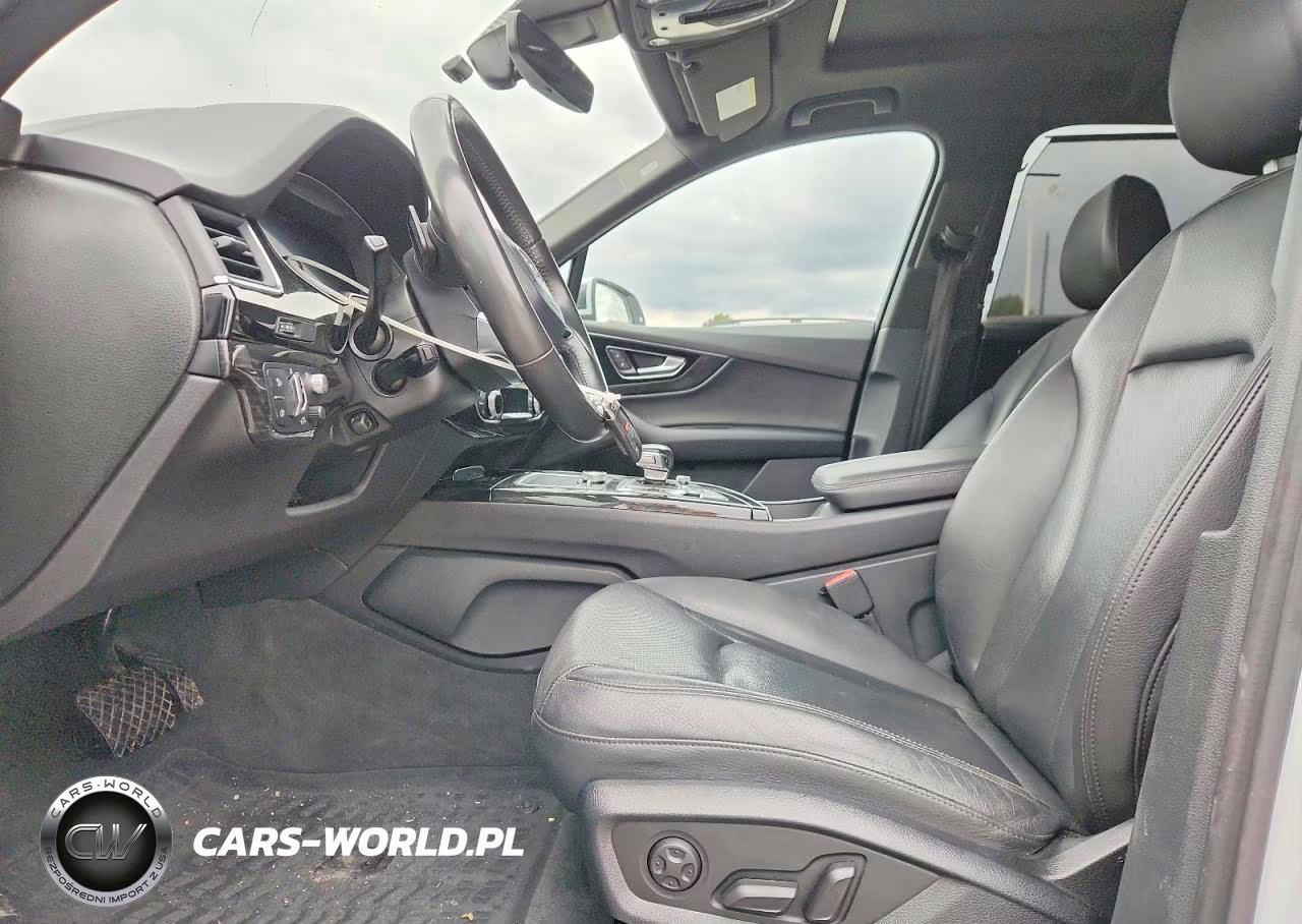 2017 Audi Q7 Prestige VIN:WA1VAAF79HD026530 - 7