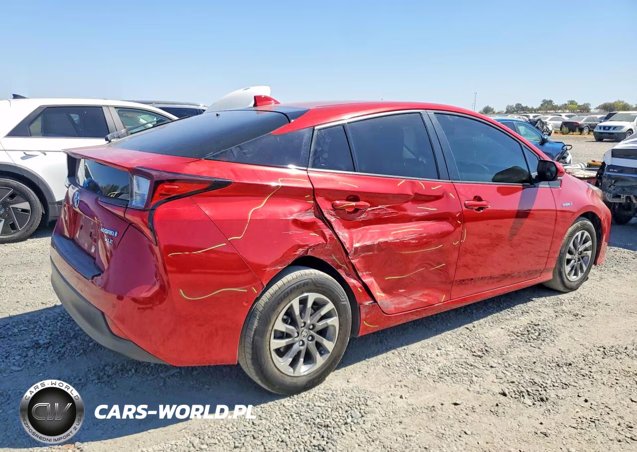 2022 Toyota Prius Xle VIN:JTDKAMFU3N3174710 - 3