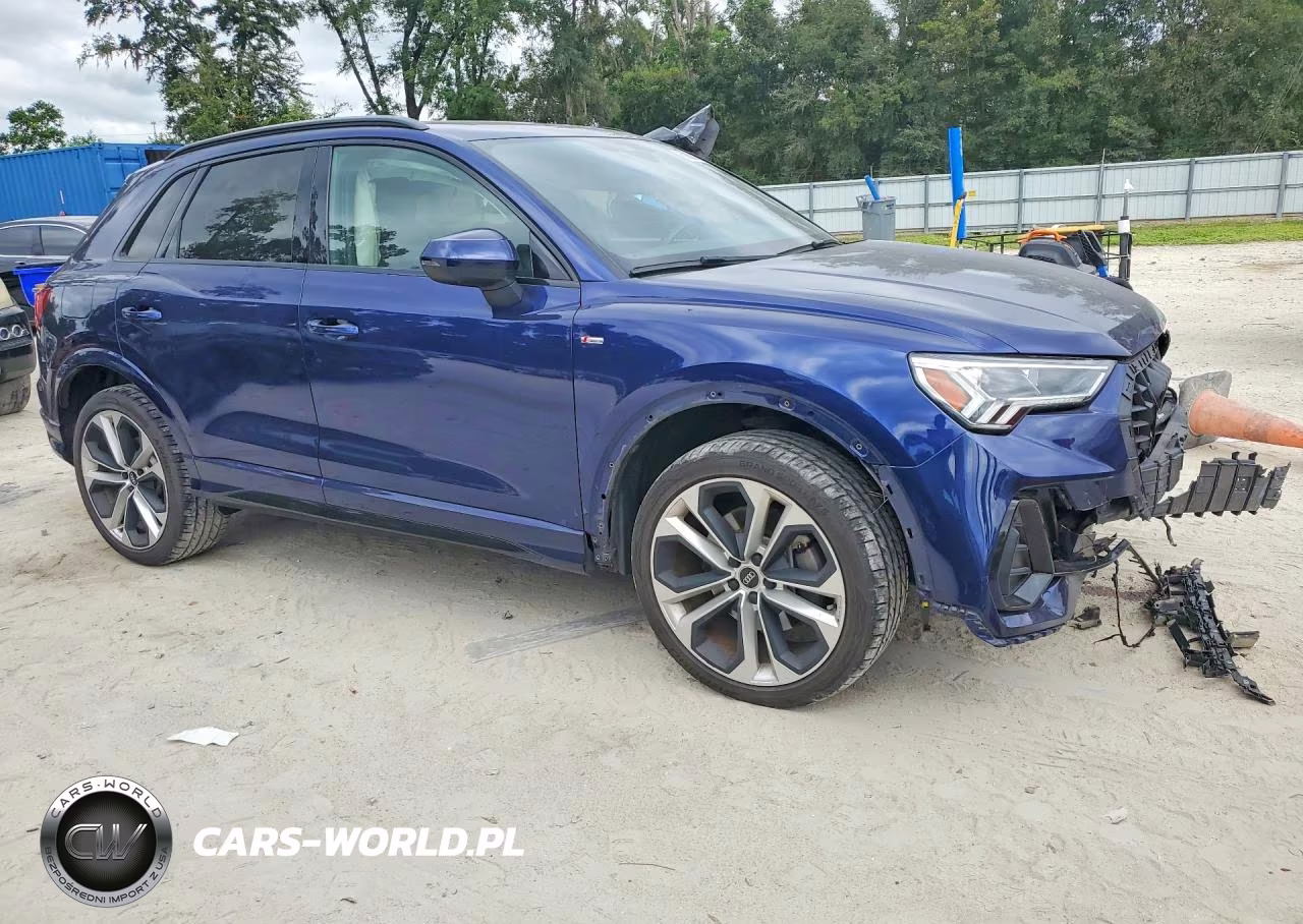 2022 Audi Q3 Premium Plus S Line 45 VIN:WA1EECF38N1030255 - 4