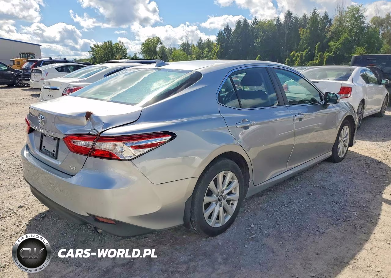 2020 Toyota Camry VIN:4T1C11AK2LU868638 - 3